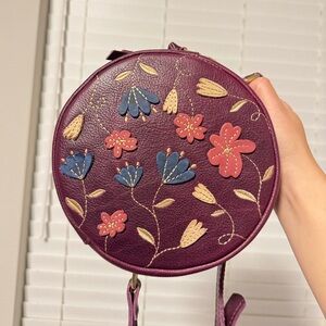 Portland Leather Folklore Circle Crossbody Small – Plum Purple